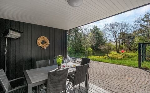 Ursel - 800M from the Sea: Huis, Dak, Huis, Verblijf, Schuur, Garden Gebouwen, Siding, Werf, Blokhut, Hut