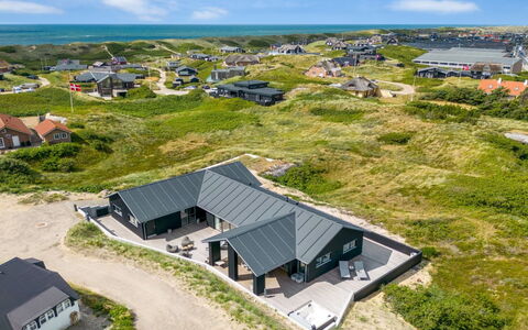 Maximiliane - from the Sea: Dak, Land Lot, Verblijf, Huis, Landelijk Gebied, Schuur, Siding, Garden Gebouwen, Blokhut, Hut