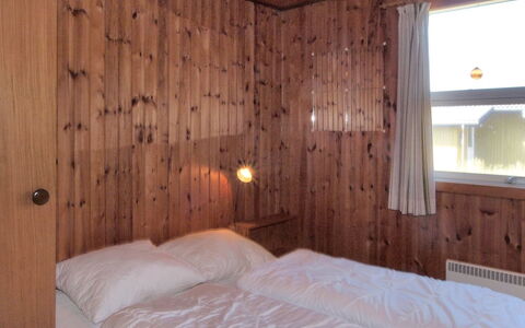 Rami - from the Sea: Slaapkamer, Hout, Bed, Laken, Bedding, Interieur Ontwerp, Plafond, Verdieping, Flooring, Verlichting