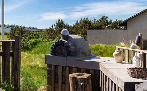 Algea - 300M from the Sea: Land Lot, Verblijf, Tuin, Landscaping, Backyard, Werf, Landgoed, Ontwerp, Siding, Outdoor Structuur