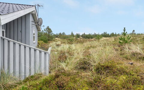 Tino - 900M from the Sea: Bergachtig Landvormen, Berg, Heuvel, Bergketen, Heuvel Station, Menselijke Nederzetting, Stedelijk Ontwerp, Alpen, Vallei, Top