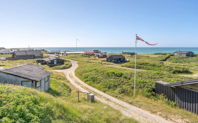 Heidine - 176M from the Sea