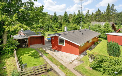 Ilari - 280M from the Sea: Woongebied, Dak, Voorstad, Oprit, Landgoed, Schoorsteen