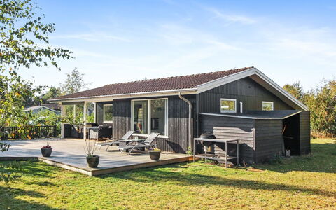 Touko - 850M from the Sea: Gras, Huis, Dak, Huis, Verblijf, Struik, Land Lot, Landelijk Gebied, Boerderij, Groundcover