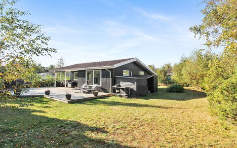 Touko - 850M from the Sea: Gras, Huis, Dak, Huis, Verblijf, Struik, Land Lot, Landelijk Gebied, Boerderij, Groundcover