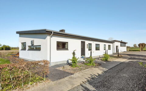 Ermelinda - 900M to the Fjord: 