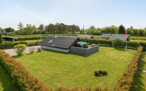 Tican - 400M from the Sea: Architectuur, Dak, Huis, Samengesteld Materiaal, Daylighting, Siding, Oprit