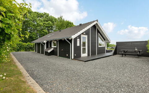 Sulo - 500M from the Sea: Huis, Huis, Dak, Woongebied, Verblijf, Landgoed, Boerderij, Gazon, Landscaping, Siding