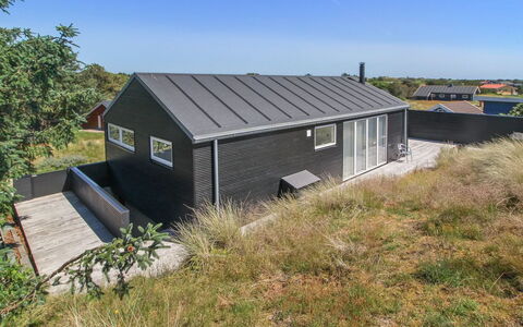 Manni - 800M from the Sea: Woongebied, Dak, Voorstad, Oprit, Landgoed, Schoorsteen