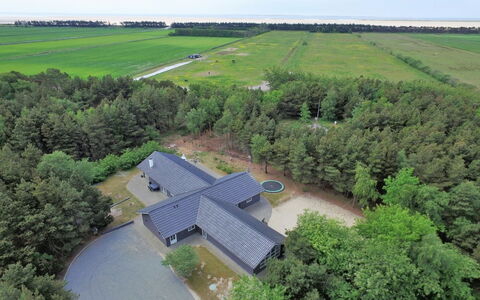 Liliana - 800M from the Sea: Verblijf, Schuur, Hut, Boerderij, Prairie, Keet, Schuur, Blokhut, Garden Gebouwen
