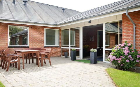 Martinus - 5.5Km from the Sea: Verblijf, Dak, Huis, Helling, Hut, Siding
