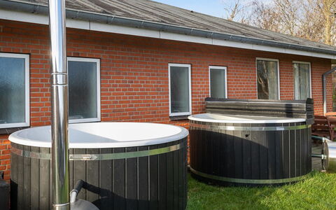 Martinus - 5.5Km from the Sea: Verblijf, Dak, Huis, Helling, Hut, Siding