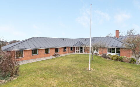 Martinus - 5.5Km from the Sea: Verblijf, Dak, Huis, Helling, Hut, Siding