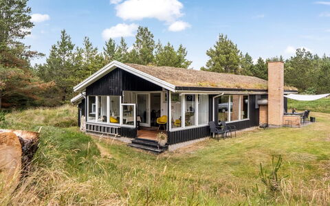 Gloria - 2.5Km from the Sea: Hout, Huis, Dak, Verblijf, Huis, Architectuur, Land Lot, Landelijk Gebied, Veranda, Boerderij