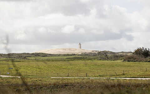 Volfgang - 250M from the Sea: Lucht, Natuurlijke Omgeving, Wolk, Ecoregio, Grasland, Horizon, Plain, Land Lot, Landschap, Steppe
