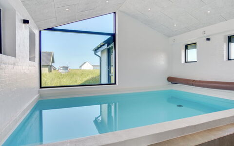 Volfgang - 250M from the Sea: Zwembad, Samengesteld Materiaal, Daylighting, Ontwerp, Toevlucht, Eco Hotel, Hotel, Zolder