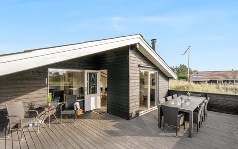 Teoline - 500M to the Fjord: Huis, Huis, Deur, Dak, Verblijf, Landgoed, Tuin, Schaduw, Siding, Werf