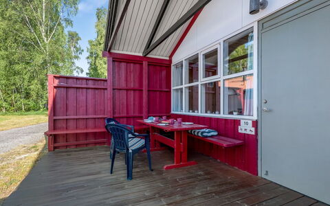 Hira - 300M from the Sea: Dak, Huis, Huis, Verblijf, Deur, Siding, Dek, Veranda, Plank, Hardwood