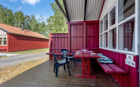 Hira - 300M from the Sea: Dak, Huis, Huis, Verblijf, Deur, Siding, Dek, Veranda, Plank, Hardwood