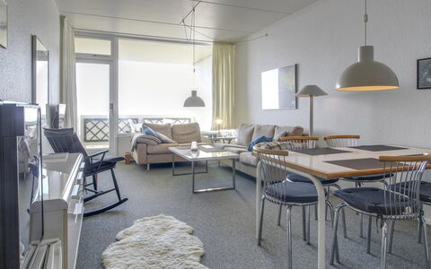 Rubi - 50M from the Sea: Plafond, Flooring, Interieur Ontwerp, Verdieping, Samengesteld Materiaal, Meubilair, Toevlucht, Hotel, Ontwerp, Daylighting