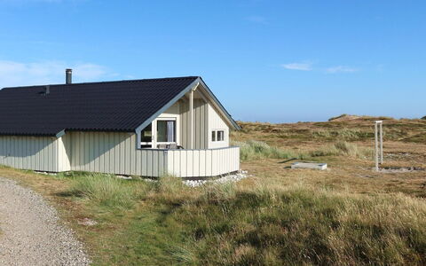 Stian - 200M from the Sea: Thatching, Verblijf, Huis, Dak, Huis, Boerderij, Hut, Landgoed, Dorp
