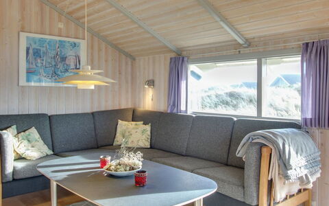 Stian - 200M from the Sea: Thatching, Verblijf, Huis, Dak, Huis, Boerderij, Hut, Landgoed, Dorp