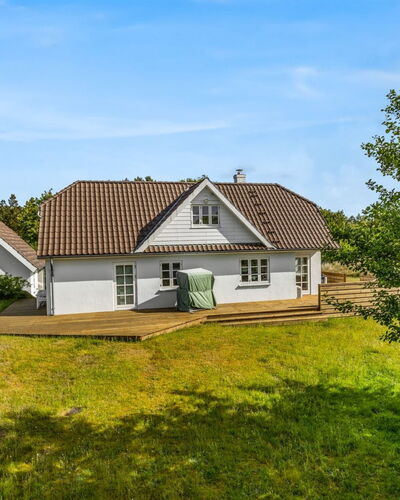 Thorben - 3.5Km from the Sea