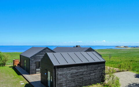 Rudolf - 95M from the Sea: Blauw, Dak, Verblijf, Siding, Schuur, Garden Gebouwen, Plank, Hut, Boerderij