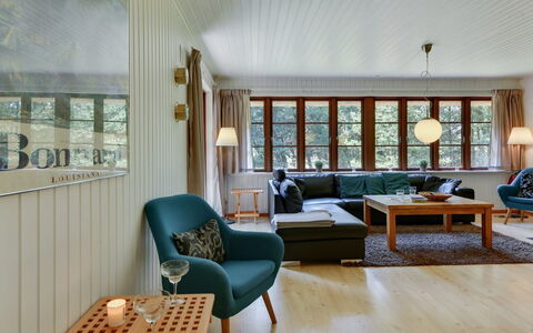 Satzur - 800M from the Sea: Interieur Ontwerp, Meubilair, Flooring, Bankstel, Verdieping, Hout, Plafond, Woonkamer, Huis, Kamer