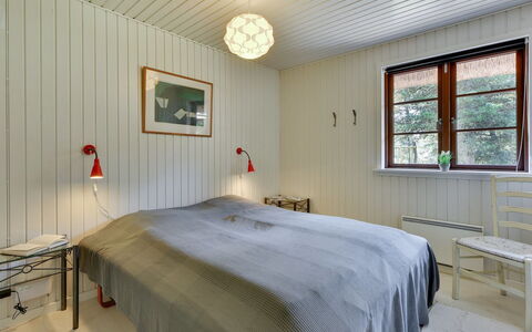 Satzur - 800M from the Sea: Interieur Ontwerp, Slaapkamer, Plafond, Hout, Flooring, Bed, Verdieping, Lichte Inrichting, Meubilair, Laken