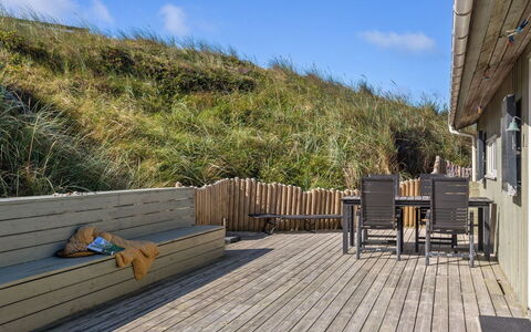 Kalervo - 100M from the Sea: Architectuur, Dak, Huis, Samengesteld Materiaal, Daylighting, Siding, Oprit
