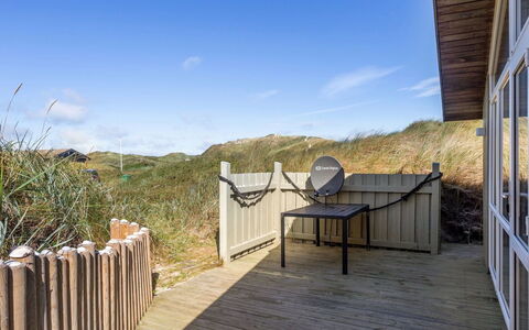 Kalervo - 100M from the Sea: Architectuur, Dak, Huis, Samengesteld Materiaal, Daylighting, Siding, Oprit