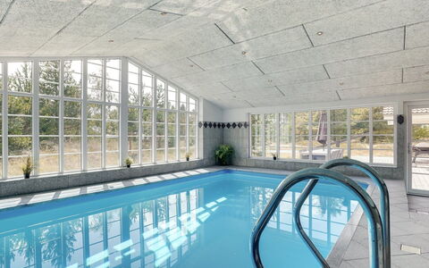 Nana - 4Km from the Sea: Plafond, Toevlucht, Zwembad, Daylighting, Ontwerp, Hotel, Eco Hotel