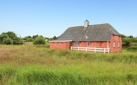 Eduard - 4.3Km from the Sea: Huis, Dak, Huis, Verblijf, Schuur, Garden Gebouwen, Siding, Werf, Blokhut, Hut