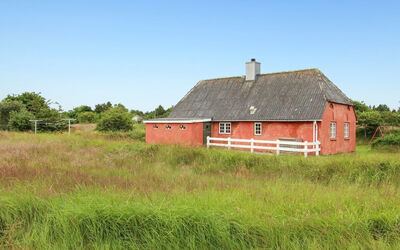 Eduard - 4.3Km from the Sea