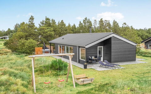 Soili - 1.2Km from the Sea: Dak, Huis, Huis, Verblijf, Deur, Siding, Dek, Veranda, Plank, Hardwood