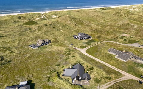 Eggert - from the Sea: Hout, Dak, Architectuur, Huis, Huis, Verblijf, Siding, Hardwood, Helling, Landgoed