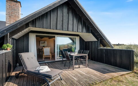 Eggert - from the Sea: Hout, Dak, Architectuur, Huis, Huis, Verblijf, Siding, Hardwood, Helling, Landgoed