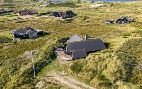Eggert - from the Sea: Hout, Dak, Architectuur, Huis, Huis, Verblijf, Siding, Hardwood, Helling, Landgoed