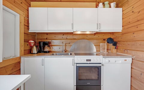 Evelin - from the Sea: Keuken, Toestel Van De Keuken, Hout, Major Appliance, Flooring, Countertop, Verdieping, Interieur Ontwerp, Plafond, Cabinetry