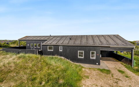 Temjana - from the Sea: Huis, Dak, Huis, Verblijf, Schuur, Garden Gebouwen, Siding, Werf, Blokhut, Hut