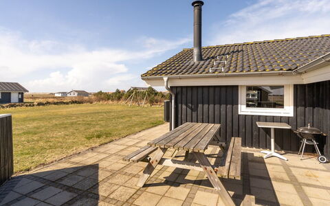 Hildegunda - 950M from the Sea: Gras, Huis, Dak, Huis, Verblijf, Struik, Land Lot, Landelijk Gebied, Boerderij, Groundcover