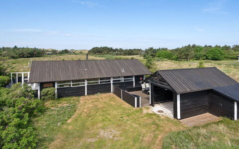 Allida - 800M from the Sea: Woongebied, Dak, Voorstad, Oprit, Landgoed, Schoorsteen