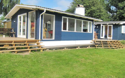 Hoimar - 400M from the Sea: Dak, Huis, Huis, Verblijf, Deur, Siding, Dek, Veranda, Plank, Hardwood