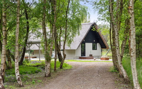 Aghwith - 1.2Km from the Sea: Woongebied, Dak, Voorstad, Oprit, Landgoed, Schoorsteen