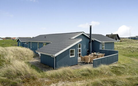 Fabiana - 350M from the Sea: Hout, Dak, Architectuur, Huis, Huis, Verblijf, Siding, Hardwood, Helling, Landgoed