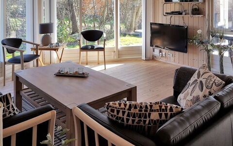 Augusta - 700M from the Sea: Woongebied, Dak, Voorstad, Oprit, Landgoed, Schoorsteen
