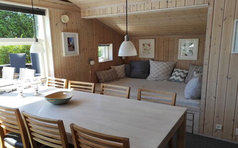 Augusta - 700M from the Sea: Woongebied, Dak, Voorstad, Oprit, Landgoed, Schoorsteen