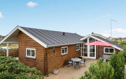 Geeske - 400M from the Sea: Huis, Dak, Huis, Verblijf, Schuur, Garden Gebouwen, Siding, Werf, Blokhut, Hut