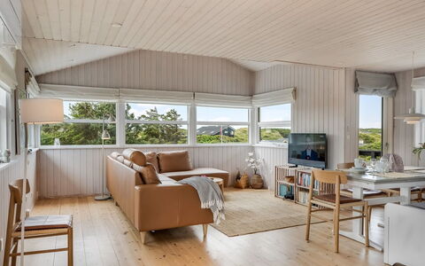 Athina - 200M from the Sea: Interieur Ontwerp, Flooring, Hout, Verdieping, Plafond, Meubilair, Houten Vloer, Kamer, Woonkamer, Huis